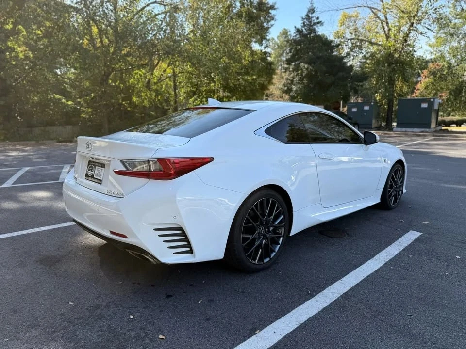 2016 Lexus RC - Image 5 of 19