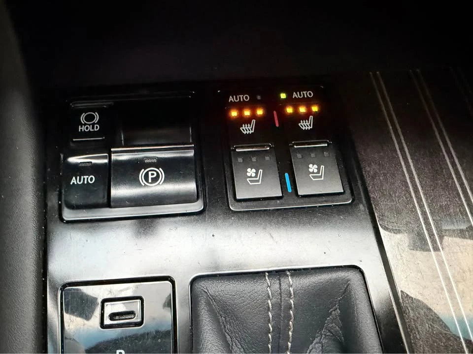 2016 Lexus RX 4th Gen - Image 11 of 16