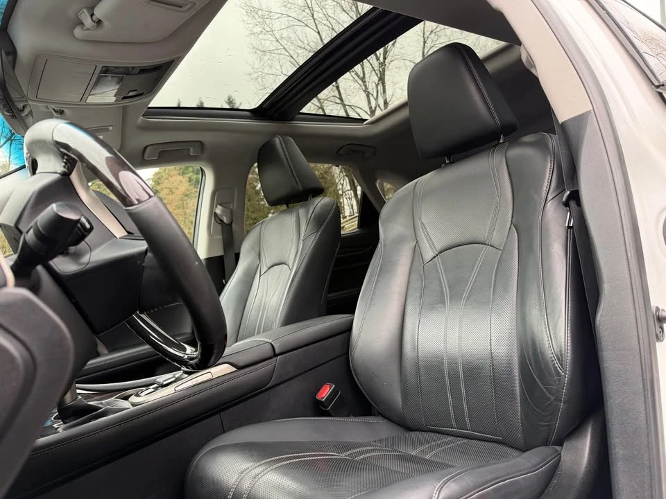 2016 Lexus RX 4th Gen - Image 8 of 17