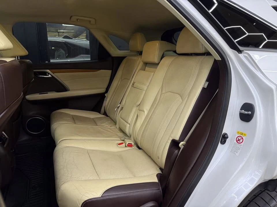 2016 Lexus RX 4th Gen - Image 18 of 19
