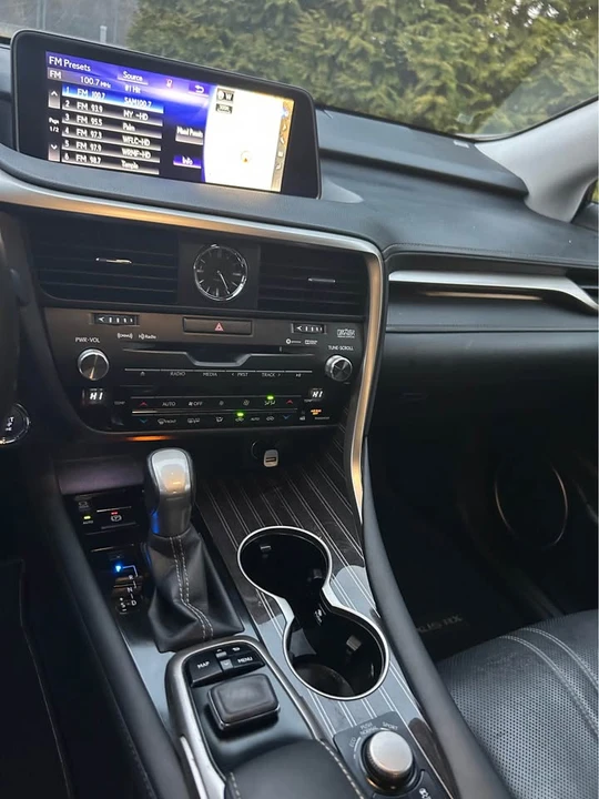 2016 Lexus RX 4th Gen - Image 8 of 15