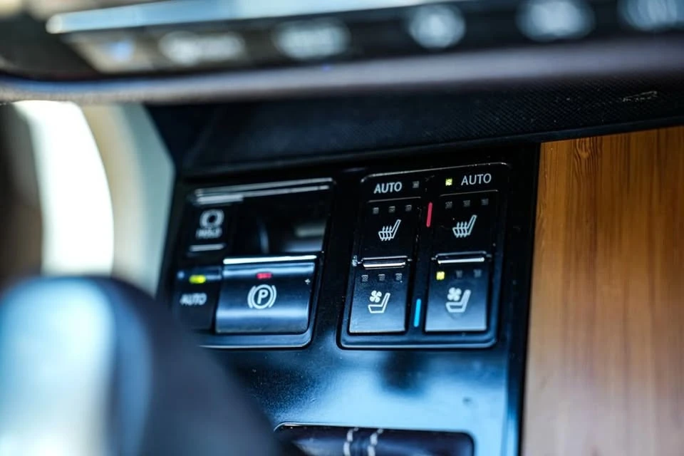 2016 Lexus RX 4th Gen - Image 10 of 11