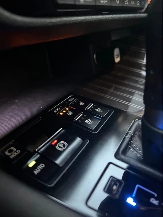 2016 Lexus RX 4th Gen - Image 9 of 15
