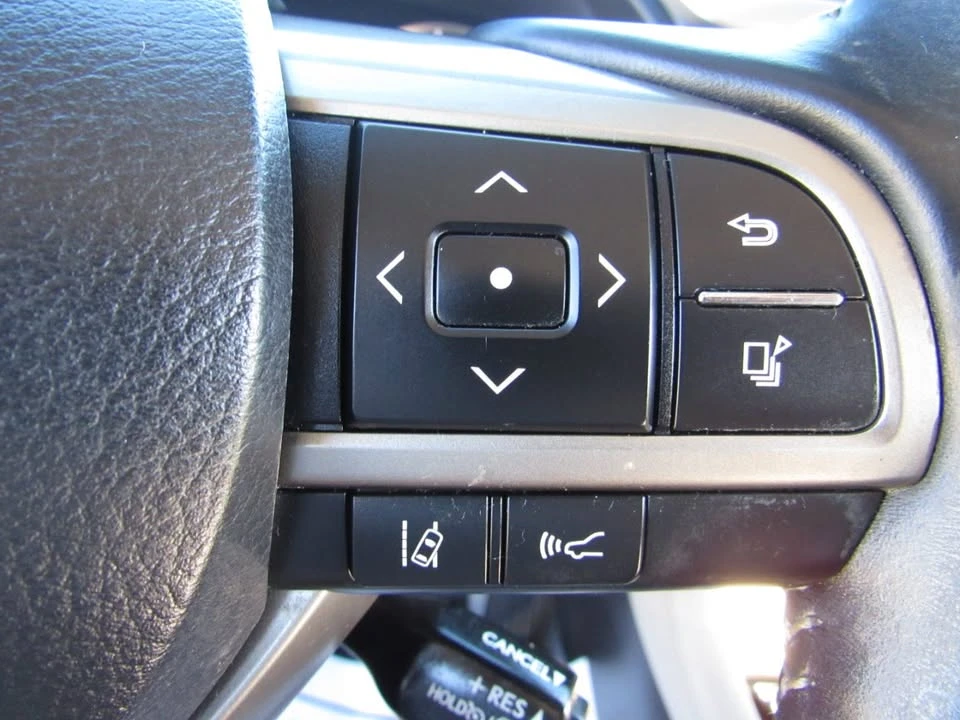 2016 Lexus RX 4th Gen - Image 18 of 19