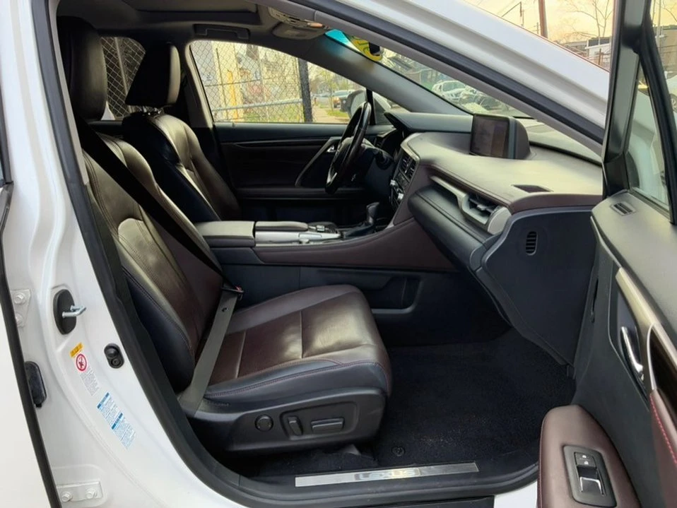 2016 Lexus RX 4th Gen - Image 16 of 19
