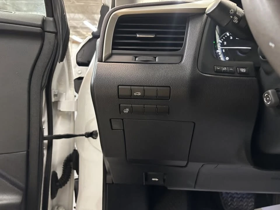 2016 Lexus RX 4th Gen - Image 16 of 20