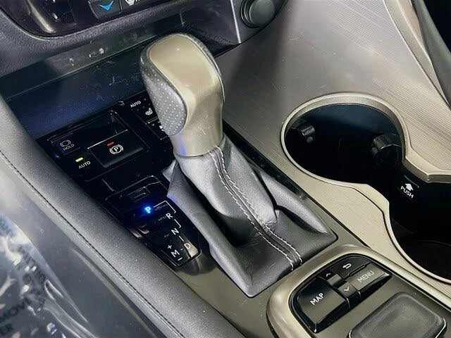 2016 Lexus RX 4th Gen - Image 16 of 20