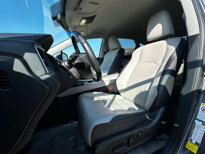 2016 Lexus RX 4th Gen - Image 13 of 16