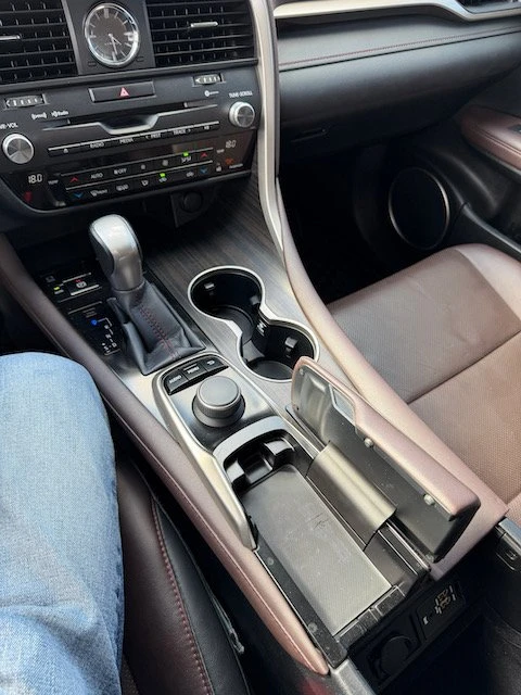 2016 Lexus RX 4th Gen - Image 10 of 13