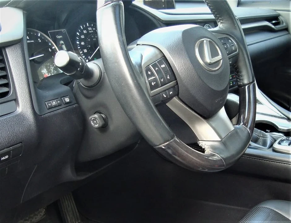 2016 Lexus RX 4th Gen - Image 9 of 13