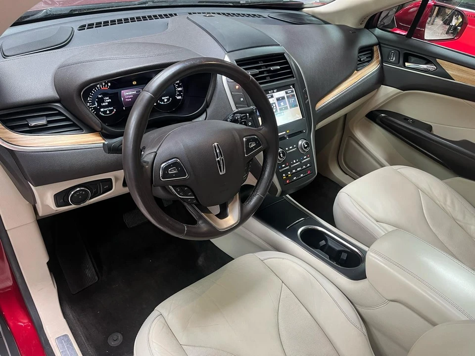 2016 Lincoln MKC - Image 9 of 21