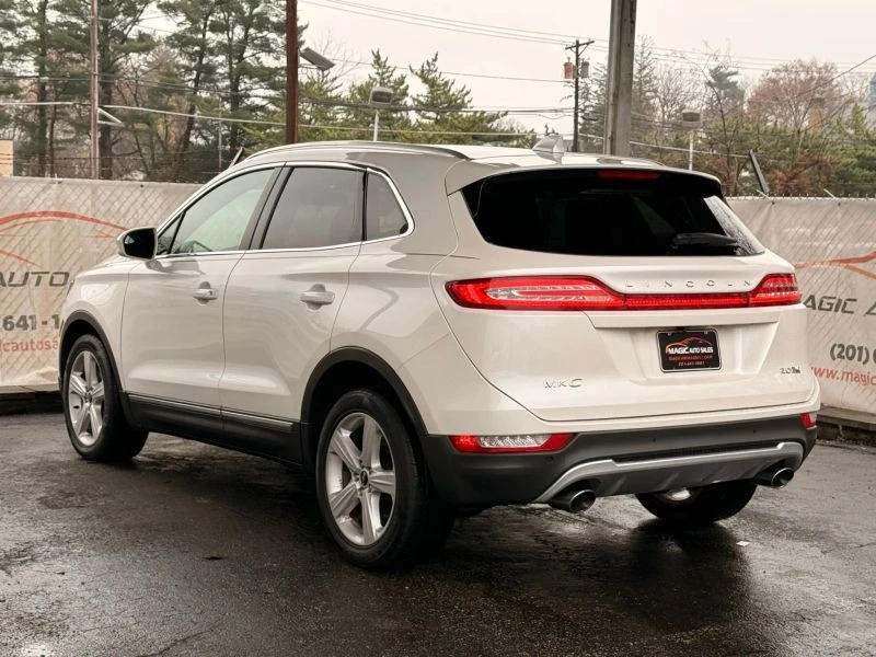 2016 Lincoln MKC - Image 9 of 12