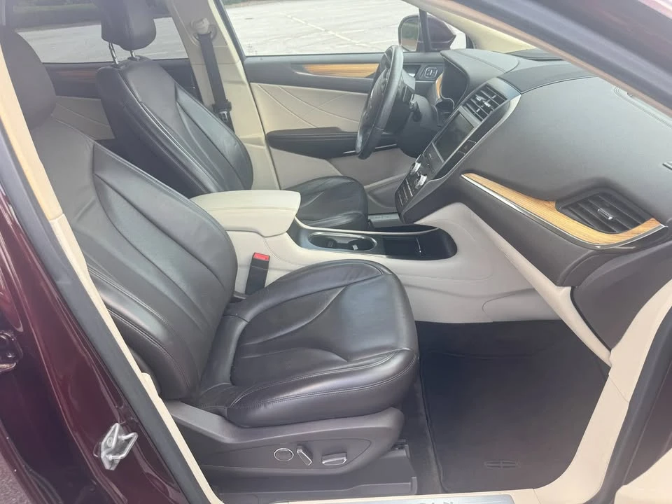 2016 Lincoln MKC - Image 13 of 20