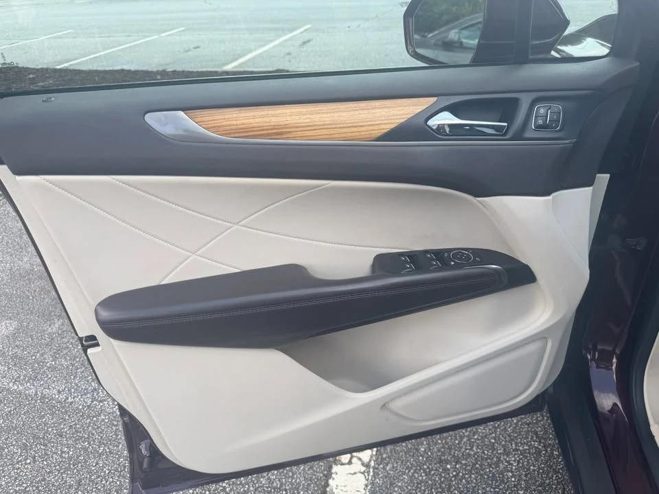 2016 Lincoln MKC - Image 6 of 20