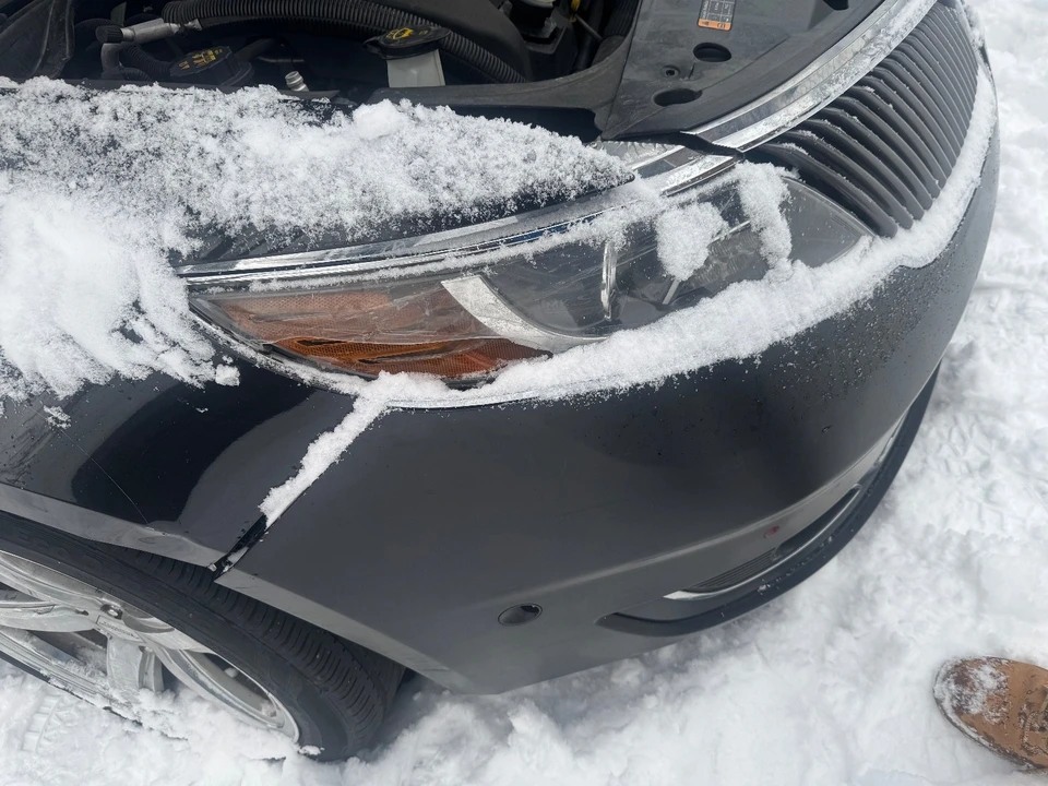2016 Lincoln MKS - Image 16 of 20