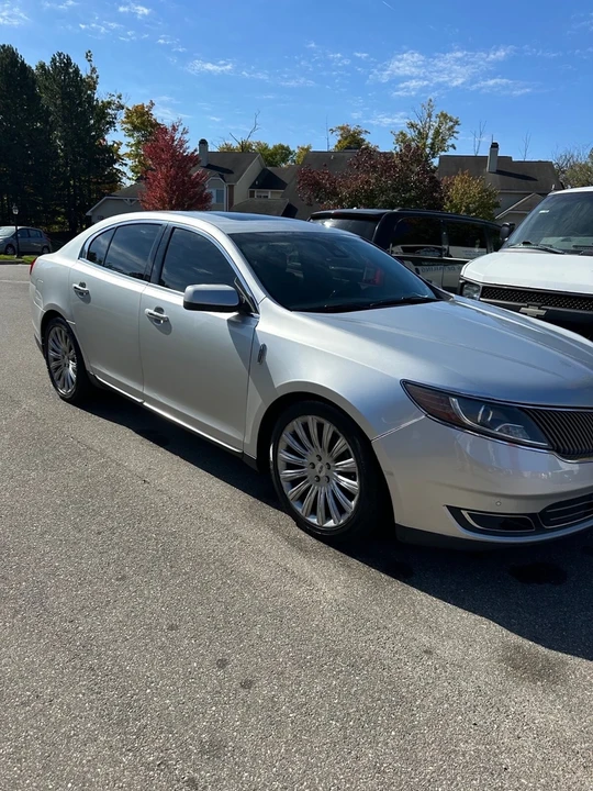 2016 Lincoln MKS - Image 6 of 13