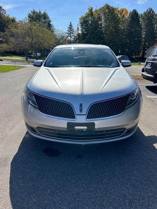 2016 Lincoln MKS - Image 4 of 13