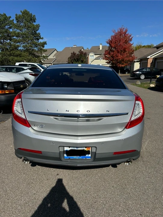 2016 Lincoln MKS - Image 3 of 13