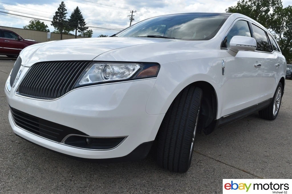 2016 Lincoln MKT - Image 9 of 21