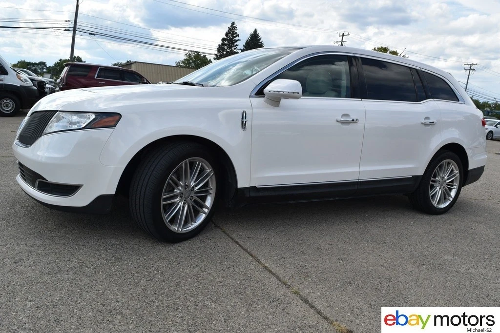 2016 Lincoln MKT - Image 8 of 21