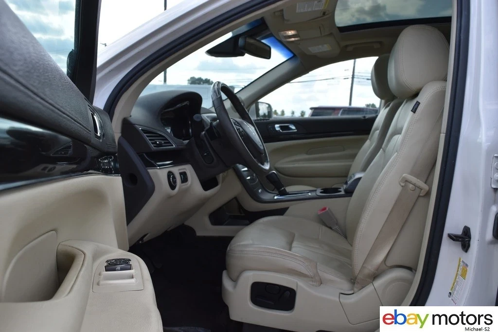 2016 Lincoln MKT - Image 10 of 21
