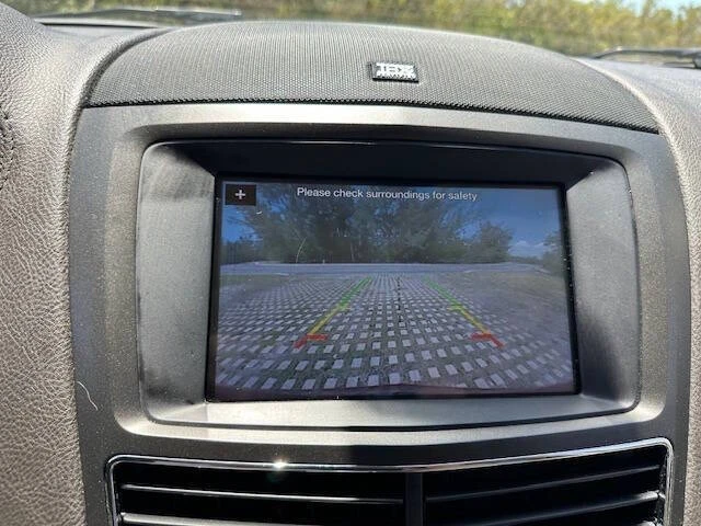 2016 Lincoln MKT - Image 14 of 21