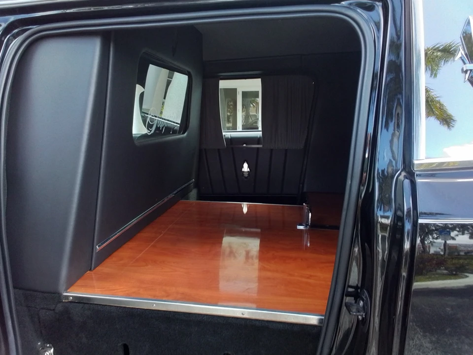 2016 Lincoln MKT - Image 12 of 28