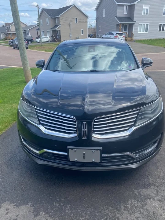 2016 Lincoln MKX - Image 2 of 17