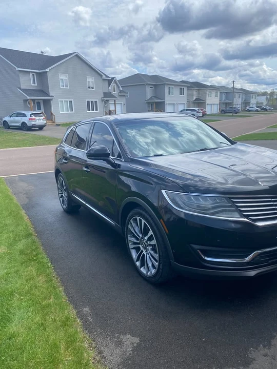 2016 Lincoln MKX - Image 8 of 17