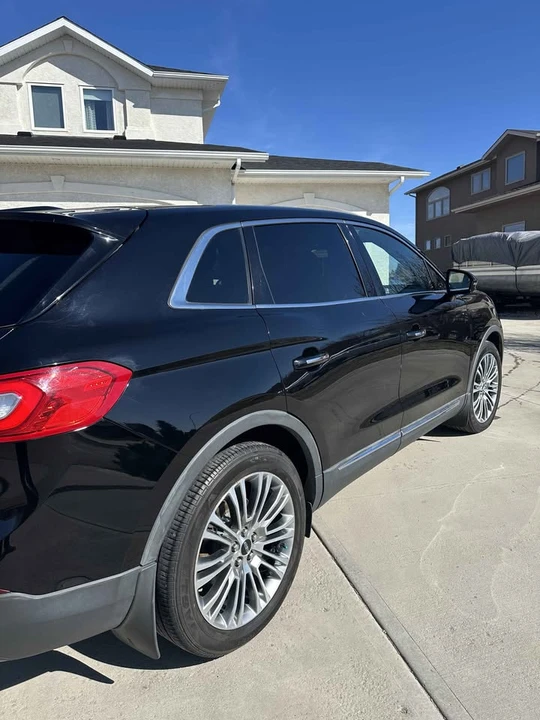 2016 Lincoln MKX - Image 8 of 10