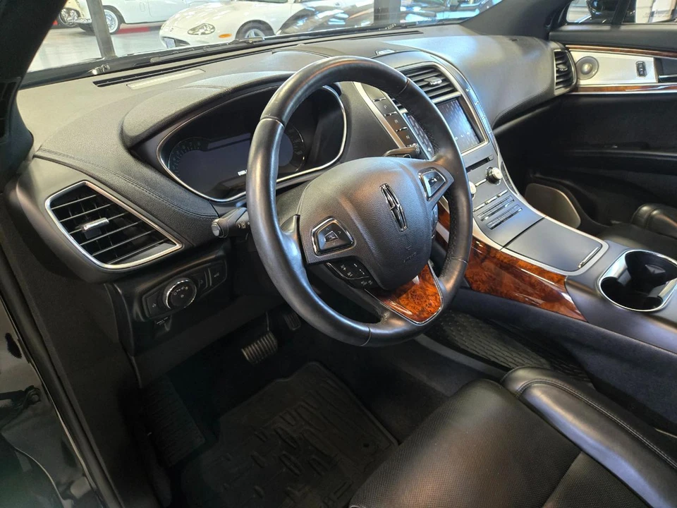 2016 Lincoln MKX - Image 7 of 16
