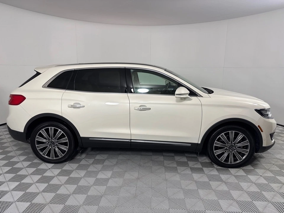 2016 Lincoln MKX - Image 4 of 12