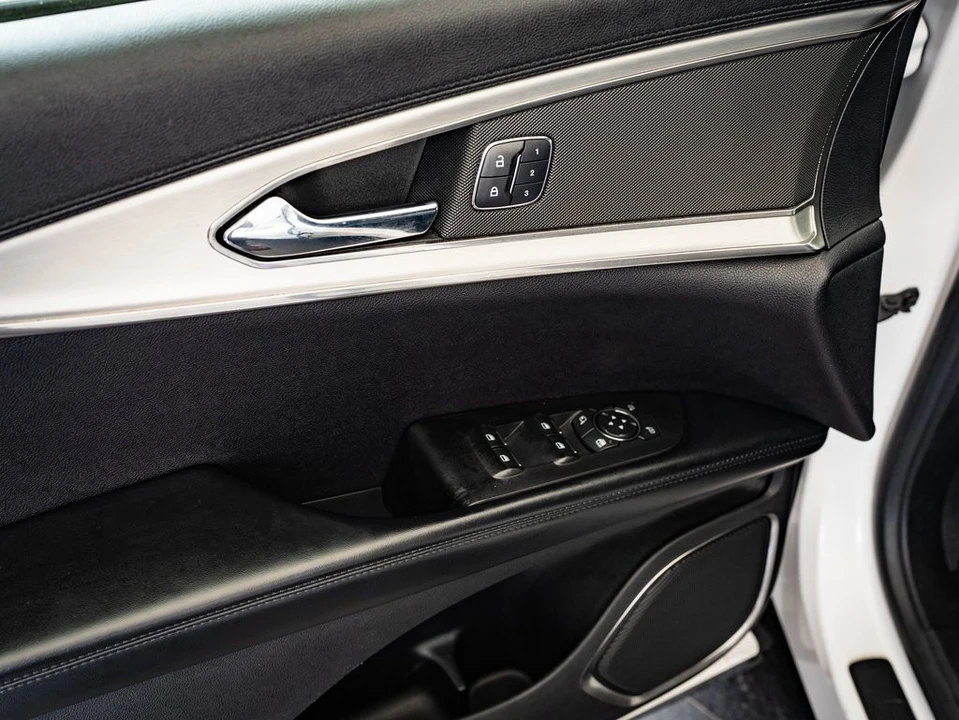 2016 Lincoln MKX - Image 20 of 21