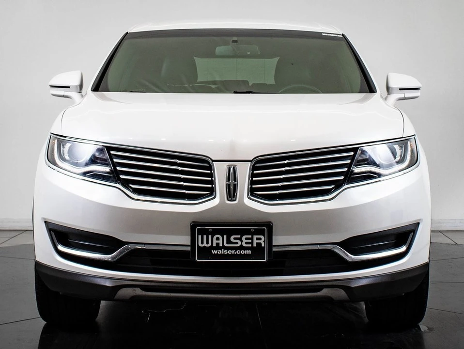 2016 Lincoln MKX - Image 2 of 21