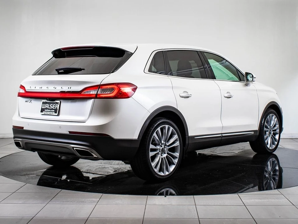 2016 Lincoln MKX - Image 7 of 21