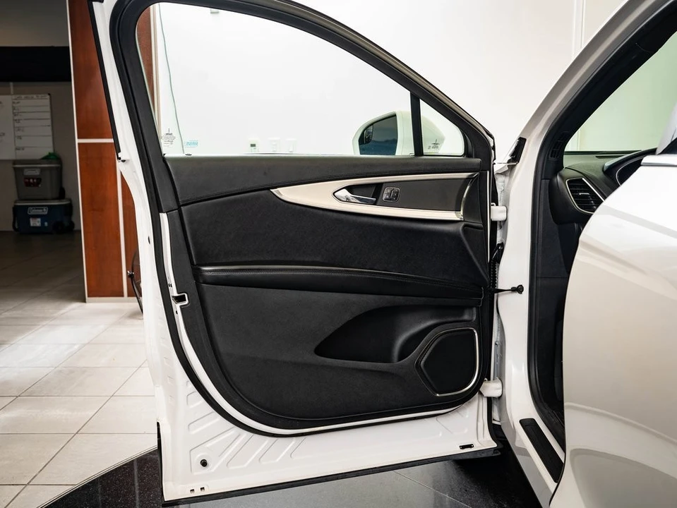 2016 Lincoln MKX - Image 21 of 21