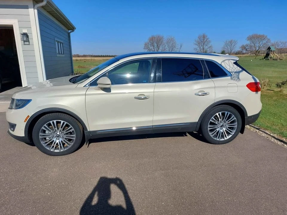 2016 Lincoln MKX - Image 3 of 10