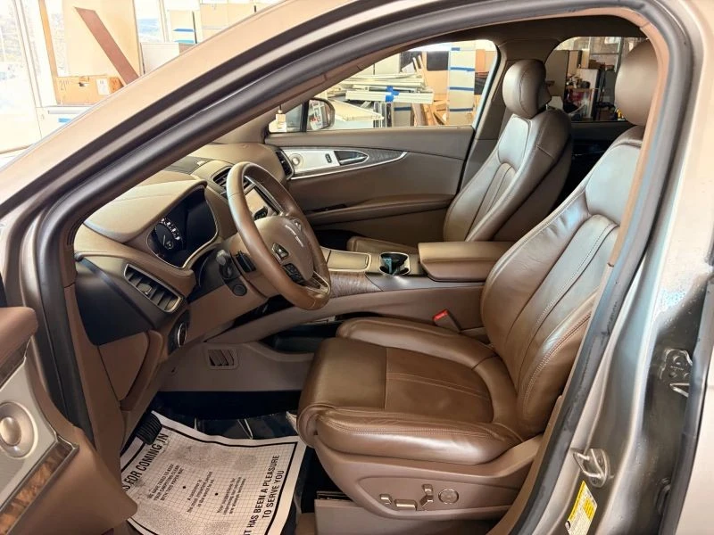 2016 Lincoln MKX - Image 11 of 12
