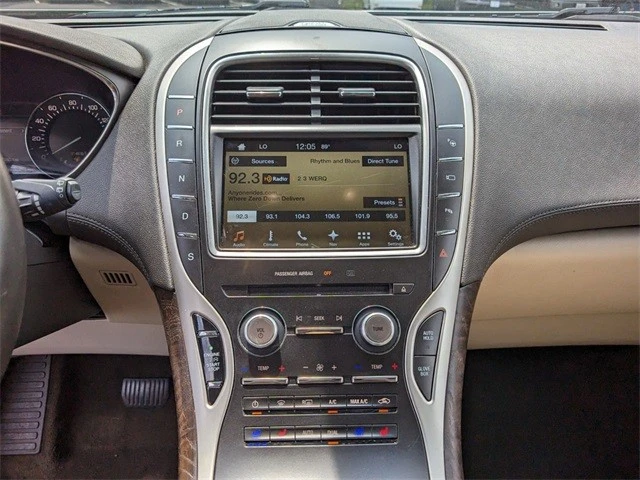 2016 Lincoln MKX - Image 16 of 21