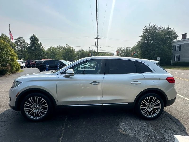 2016 Lincoln MKX - Image 8 of 12