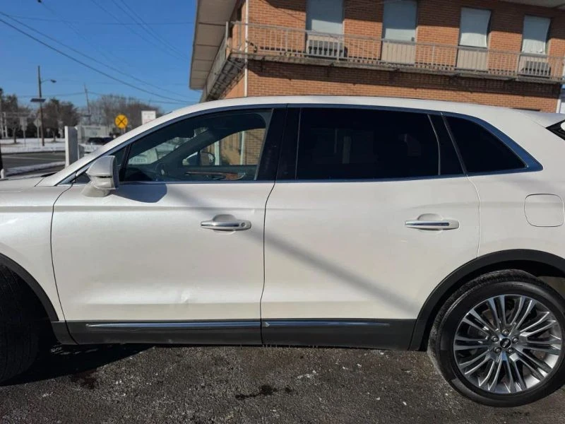 2016 Lincoln MKX - Image 8 of 12