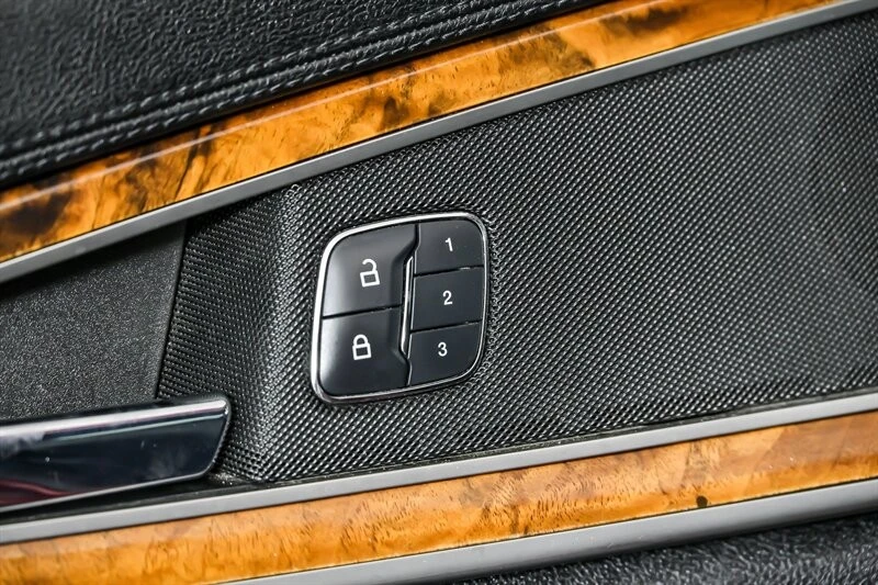 2016 Lincoln MKX - Image 18 of 21
