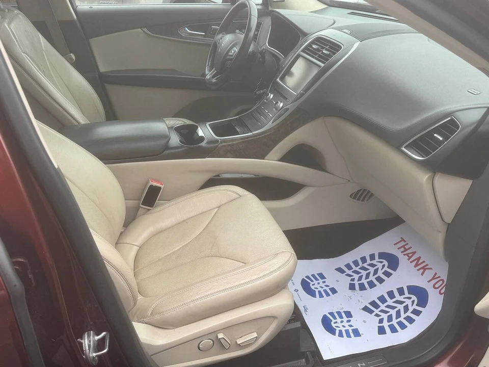2016 Lincoln MKX - Image 8 of 9