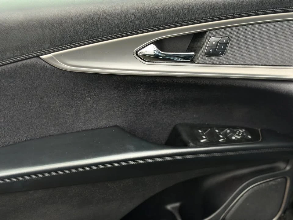 2016 Lincoln MKX - Image 11 of 19