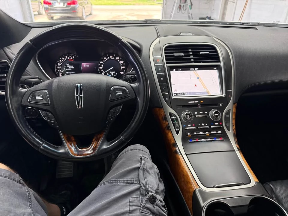 2016 Lincoln MKX - Image 15 of 20