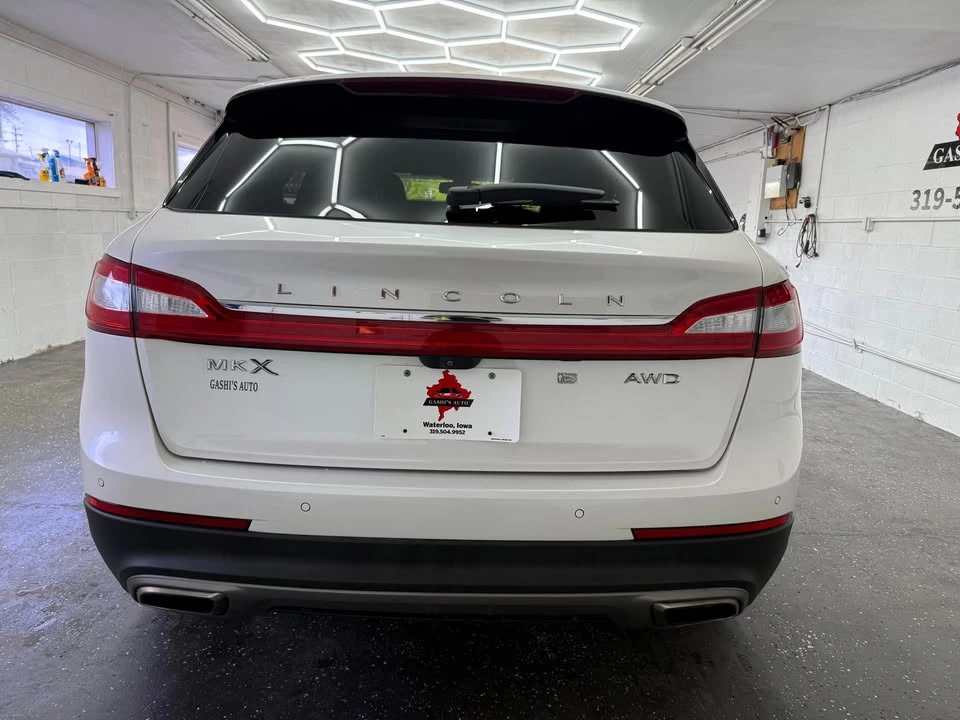 2016 Lincoln MKX - Image 8 of 20