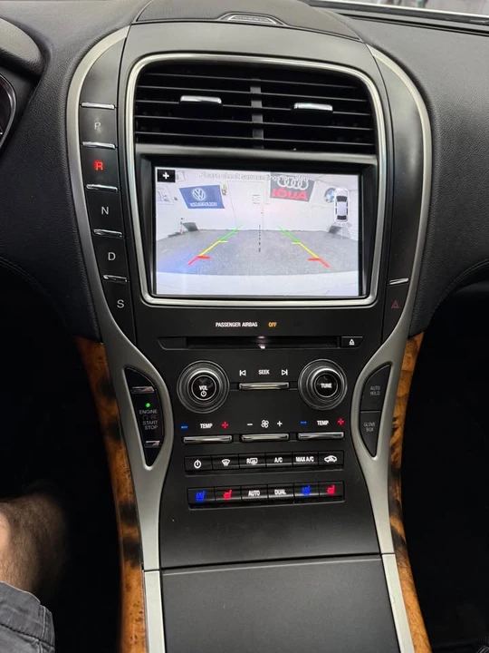 2016 Lincoln MKX - Image 18 of 20
