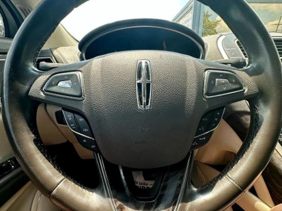 2016 Lincoln MKX - Image 11 of 21