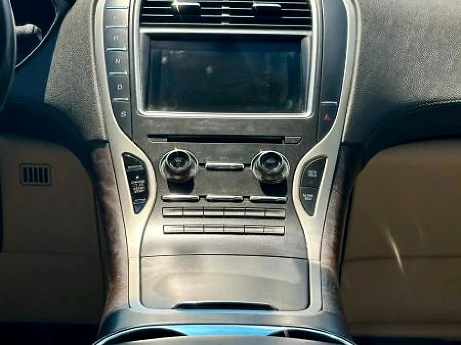 2016 Lincoln MKX - Image 14 of 21