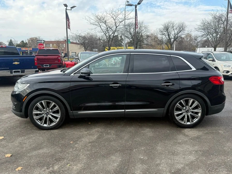 2016 Lincoln MKX - Image 8 of 12